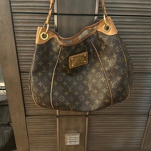Authentic Louis Vuitton Monogram Galleria PM Handbag….REDUCED PRICE!